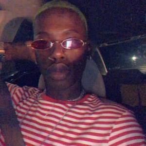 Meet your Posher, Carlo